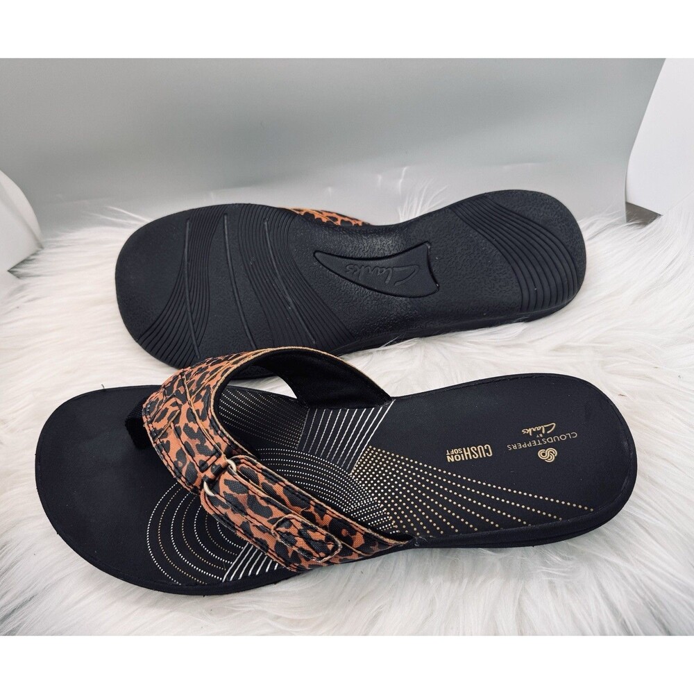 Clarks Cloudsteppers Brinkley Reef Flip Flops Animal Print Women’s 10M Comfort